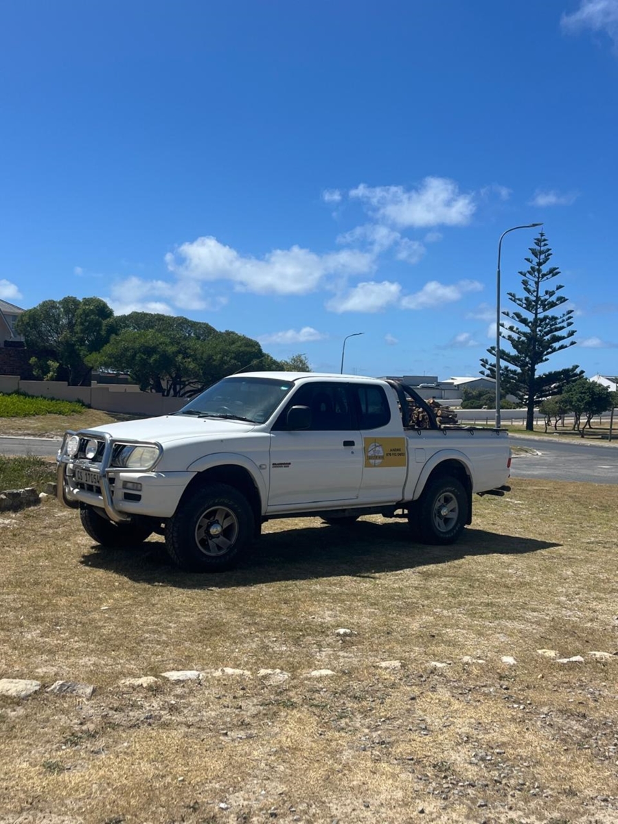 Commercial Property for Sale in Struisbaai Western Cape